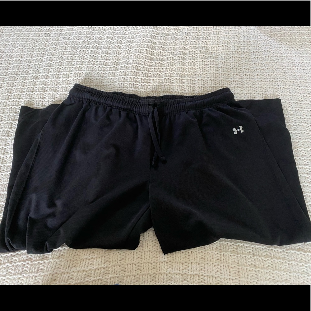 Under Armour Loose Fit Cropped Pants